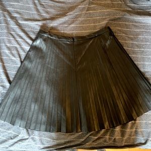 Leather pleated skirt